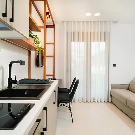 Aparthotel Acantha *