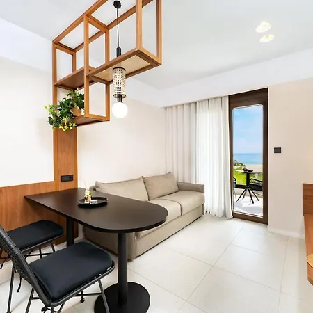 Acantha Aparthotel